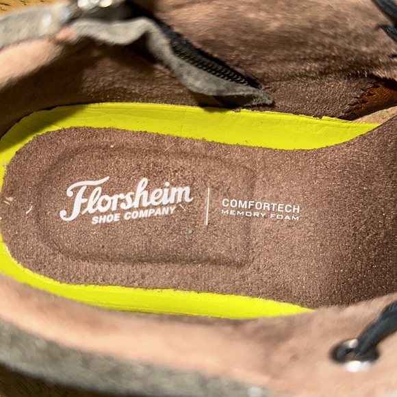 Boys size 3 suede dress shoes - Picture 4 of 7